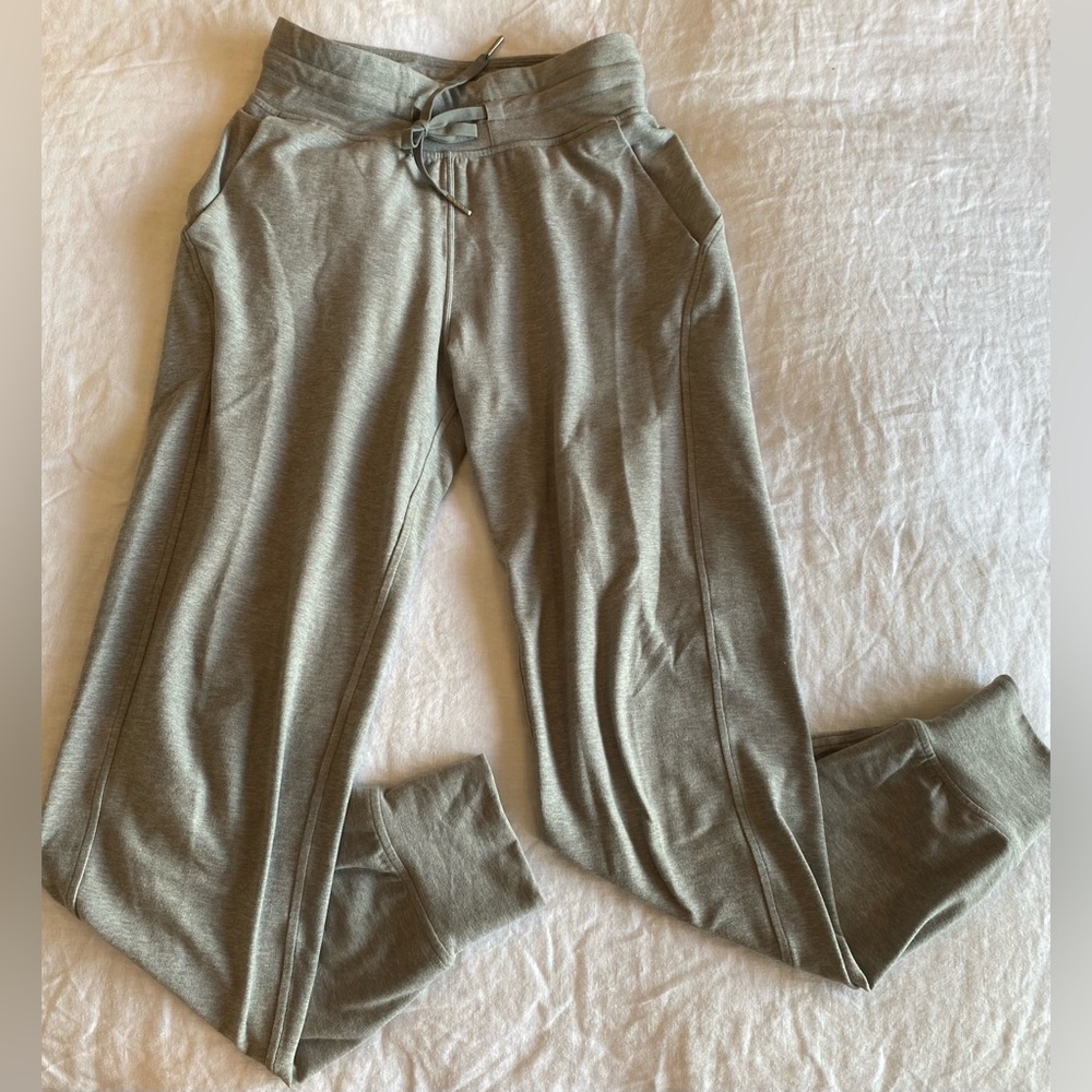 Lululemon joggers